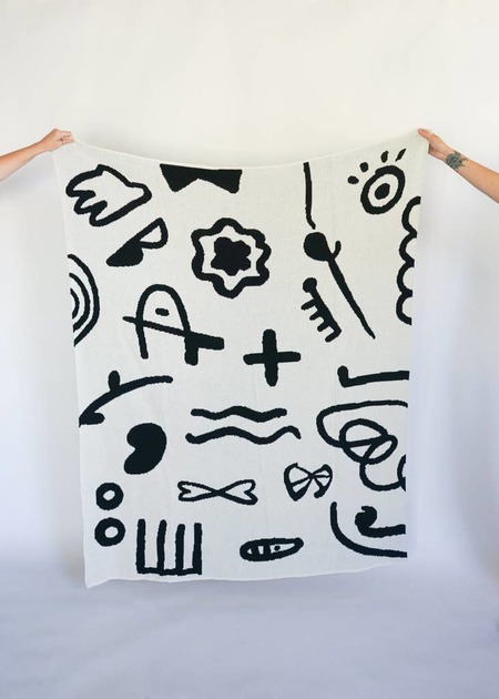 State The Label Knit Blanket - Abstract