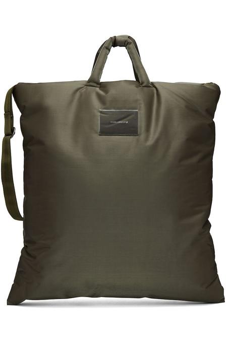 Our Legacy Big Pillow Tote - Army green shimmer
